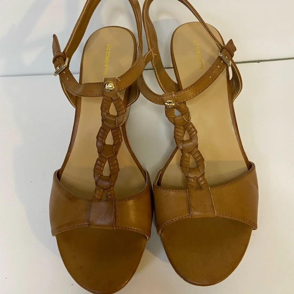 Liz Claiborne liz claiborne